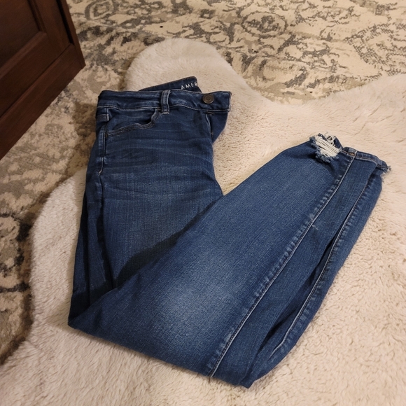 Denim - American Eagle super stretched stressed jeans